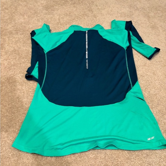 New Balance Green Long Sleeve Top - Picture 4 of 6